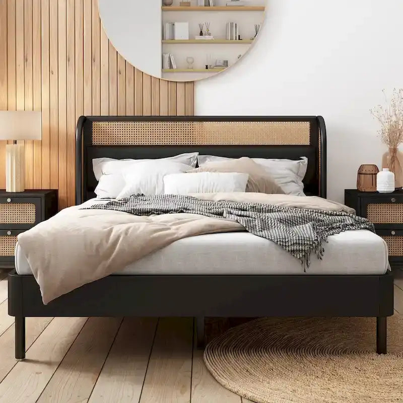 Lit plateforme Queen en bois de rotin