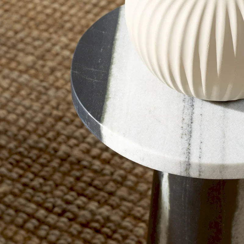 Table d'appoint ronde Jose en marbre - 10 la. x 10 prof. x 18 h po