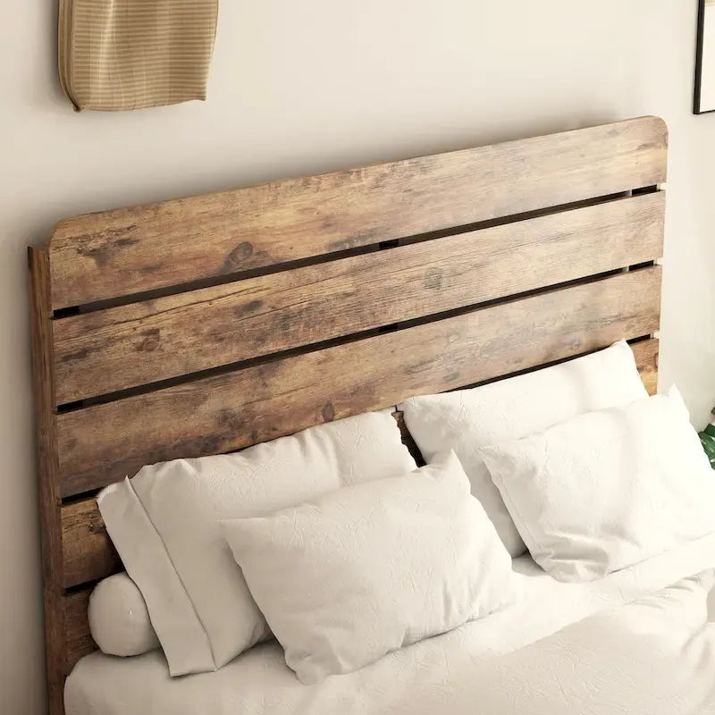 Cadre de lit plateforme en bois avec tête de lit et grand rangement sous le lit