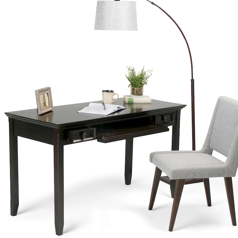 Bureau de style transitionnel en bois massif Halifax, 54 pouces de large